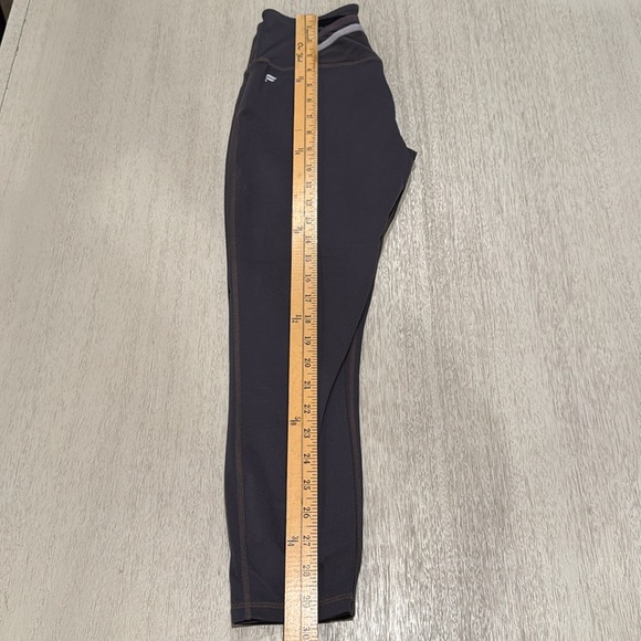 Fabletics Trinity Motion 365 High-Waisted Capri Iron Gray Size XS - Picture 5 of 8